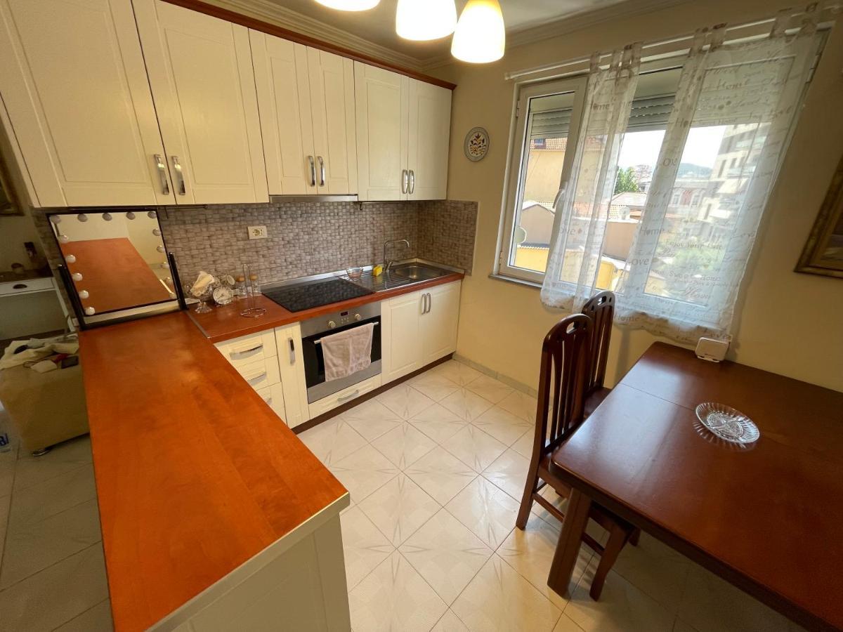 Tirana Flora Center Apartment Exterior foto